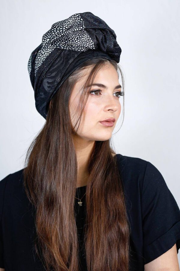 מטפחת היער השחור