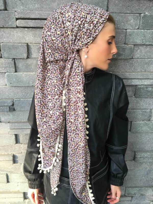 מטפחת משולש ענק דגם "פרחוני לילך"