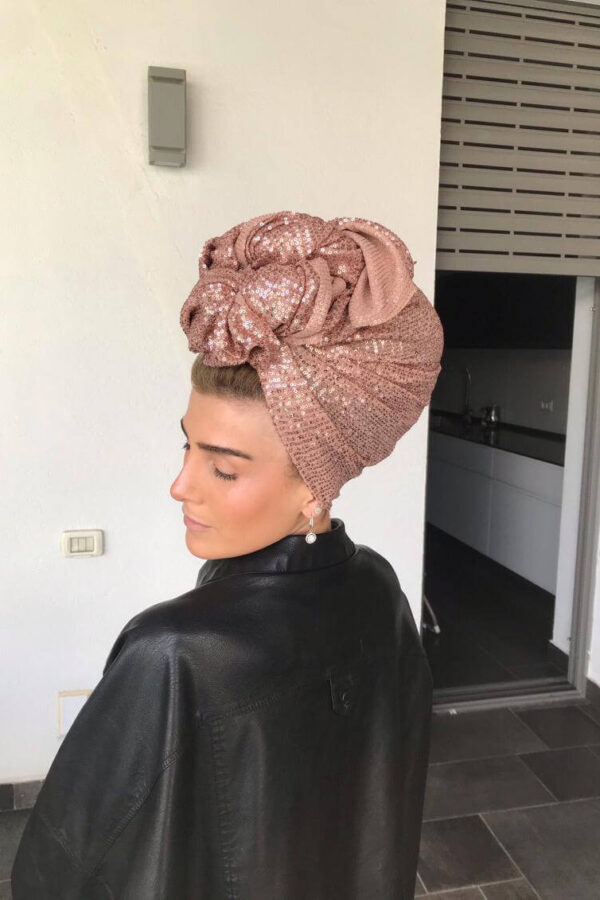 מטפחת פייטים עדינים ורדרדה