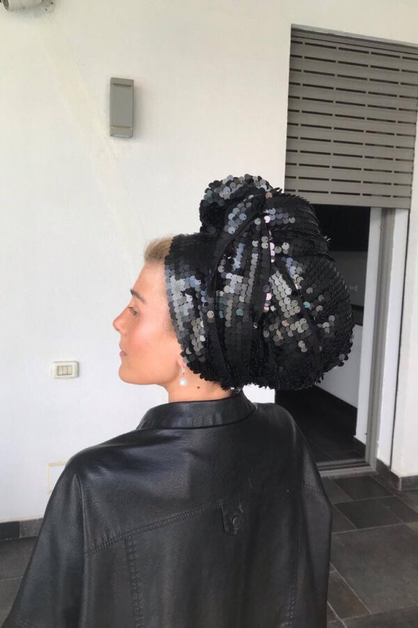 מטפחת פייטים גדולים שחורה